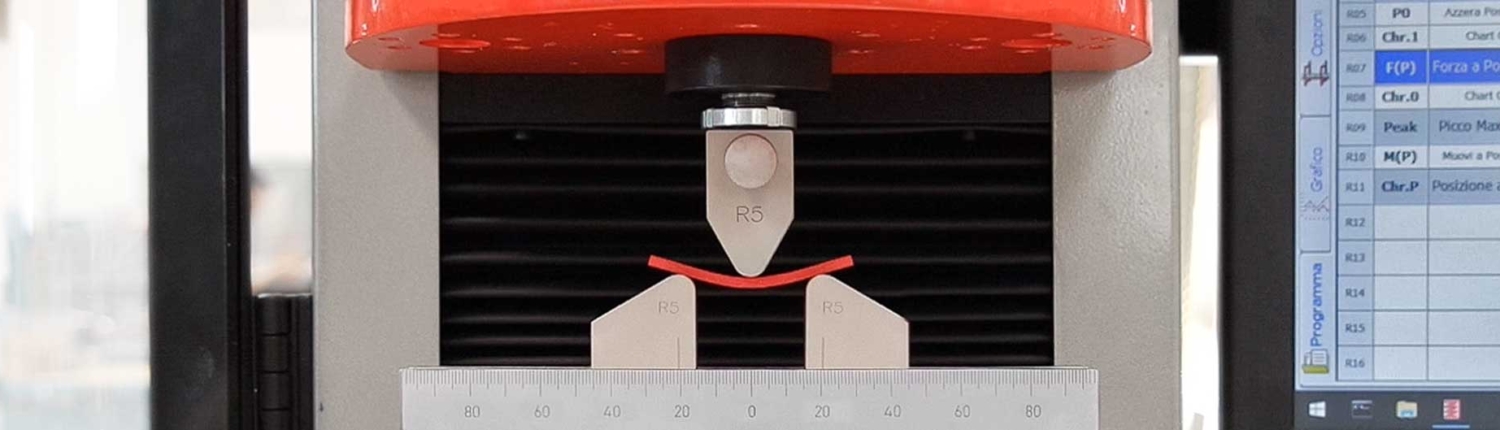 Material testing machines for plastics ISO 178