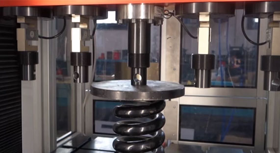 Compression dynamic tests on springs